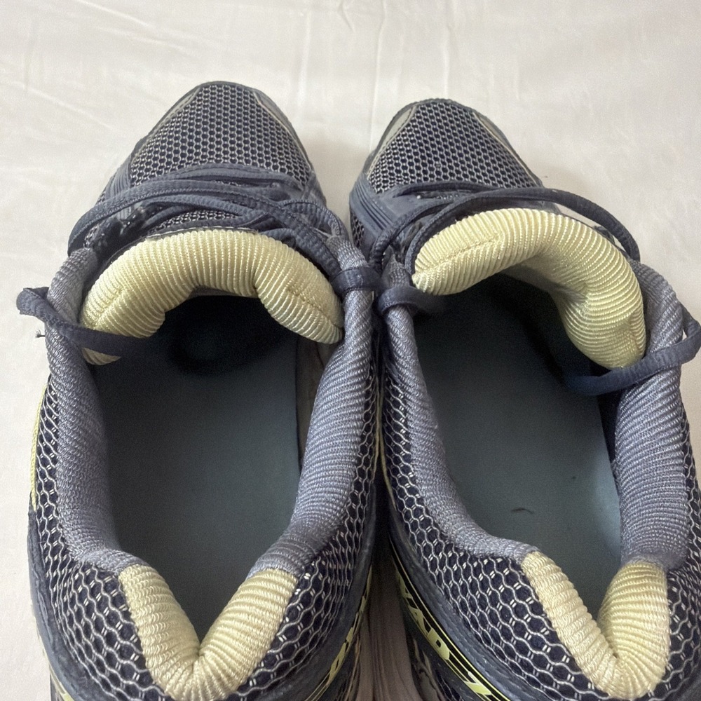 Brooks Dyad 7 Women's Running Athletic Shoes Gray/ Yellow Sz 10.5 B Gym Shoe Fit - Picture 10 of 16